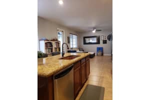 6721 Osage Cir, Greenacres, FL 33413, Sold 03/16/22