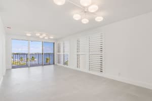 MLS# R10771974, West Palm Beach, Florida 33405