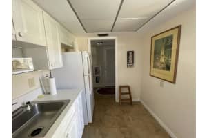 5580 Tamberlane Cir APT 239, Palm Beach Gardens, FL 33418, Sold 04/15/22