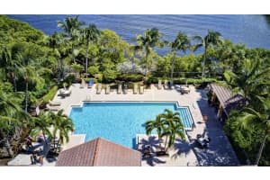 1000 Scotia Dr APT 204, Hypoluxo, FL 33462, Sold 03/18/22