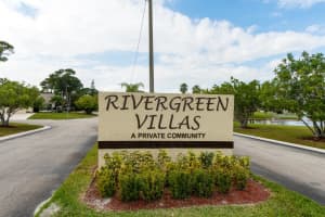 1418 SE Larkwood Cir, Port St. Lucie, FL 34952, Sold 04/12/22