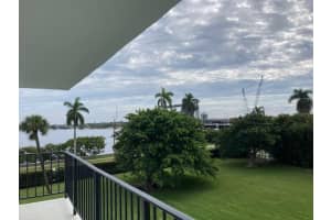 3800 Washington Rd, West Palm Beach, FL 33405, Sold 03/14/22