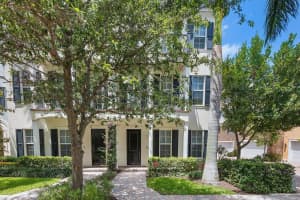 142 N Cannery Row Cir, Delray Beach, FL 33444, Sold 02/28/22