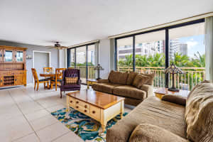 MLS# R10772340, Singer Island, Florida 33404