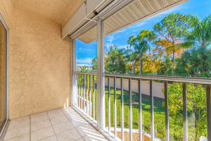 1548 SE Royal Green Cir m206, Port St. Lucie, FL 34952, Sold 02/18/22