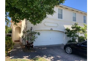 5131 Meadow Oaks Dr, Coconut Creek, FL 33073, Sold 02/22/22