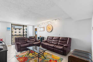 1361 S Ocean Blvd, Pompano Beach, FL 33062, Sold 05/04/22