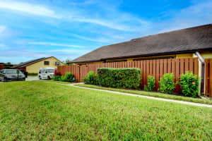 143 Springdale Cir, Palm Springs, FL 33461, Sold 03/09/22