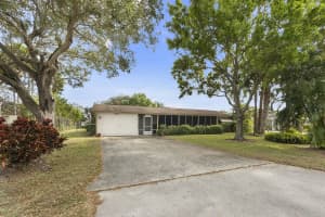 3320 Sunrise Blvd, Fort Pierce, FL 34982, Sold 02/25/22