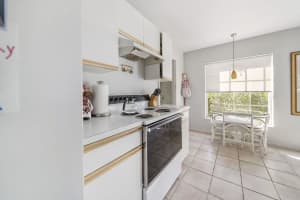 5720 Boynton Bay Cir, Boynton Beach, FL 33437, Sold 03/15/22