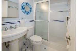 2936 Lake Shore Dr, West Palm Beach, FL 33404, Sold 03/03/22