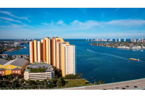 2640 Lake Shore Dr, Riviera Beach, FL 33404, Sold 03/02/22