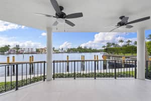 800 Andrews Ave, Delray Beach, FL 33483, Sold 02/25/22