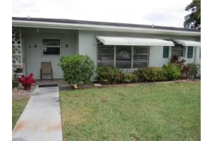 525 High Point Dr, Delray Beach, FL 33445, Sold 04/07/22