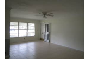 525 High Point Dr, Delray Beach, FL 33445, Sold 04/07/22