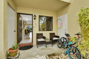 6585 Somerset Dr, Boca Raton, FL 33433, Sold 02/18/22