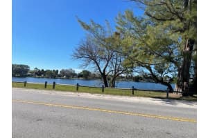 5276 Lake Osborne Dr, Lake Worth, FL 33461, Sold 03/29/22