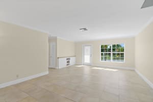 MLS# R10772903, West Palm Beach, Florida 33407