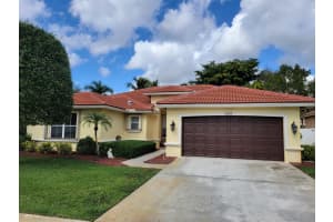 5437 Oakmont Village Cir, Lake Worth, FL 33463, Sold 03/28/22