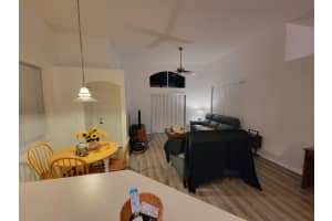 5437 Oakmont Village Cir, Lake Worth, FL 33463, Sold 03/28/22