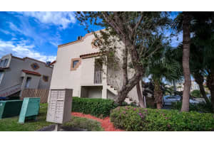8500 NW 4th Terrace, Miami, FL 33126, Sold 04/08/22