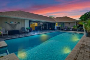 8 SE Hitching Post Cir, Tequesta, FL 33469, Sold 03/10/22