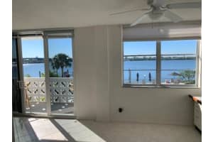 2840 S Ocean Blvd, Palm Beach, FL 33480, Sold 03/09/22