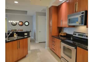 MLS# R10773125, West Palm Beach, Florida 33401