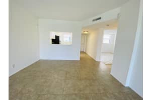 5300 NE 24th Terrace #425, Fort Lauderdale, FL 33308, Sold 04/28/22