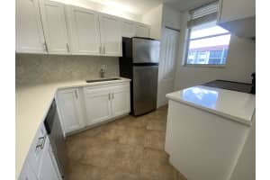 5300 NE 24th Terrace #425, Fort Lauderdale, FL 33308, Sold 04/28/22