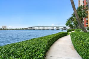 2650 Lake Shore Dr, Riviera Beach, FL 33404, Sold 03/01/22