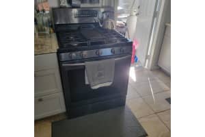 452 Cheyenne Dr, Lake Worth, FL 33462, Sold 04/14/22