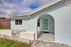 876 Gardenia Dr, Royal Palm Beach, FL 33411, Sold 03/30/22