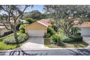 4810 Sherwood Forest Dr, Delray Beach, FL 33445, Sold 03/31/22