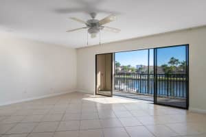 101, 300 Captains Walk, Delray Beach, FL 33483, Sold 03/04/22