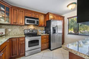 101, 300 Captains Walk, Delray Beach, FL 33483, Sold 03/04/22