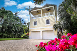 9 North Dr, Key Largo, FL 33037, Sold 04/11/22