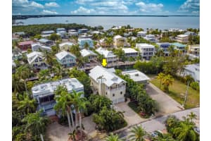 9 North Dr, Key Largo, FL 33037, Sold 04/11/22