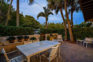 200 S Ocean Blvd, Delray Beach, FL 33483, Sold 03/28/22