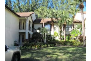 3221 Perimeter Dr, Greenacres, FL 33467, Sold 02/28/22