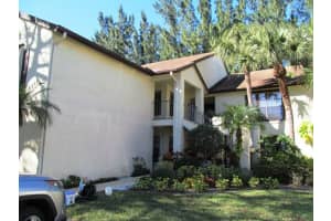 3221 Perimeter Dr, Greenacres, FL 33467, Sold 02/28/22