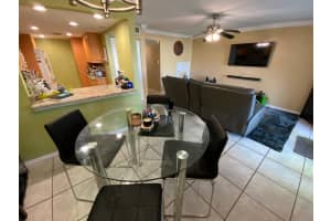 4122 SW 65th Ave, Davie, FL 33314, Sold 03/18/22