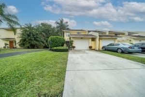 MLS# R10773530, West Palm Beach, Florida 33406