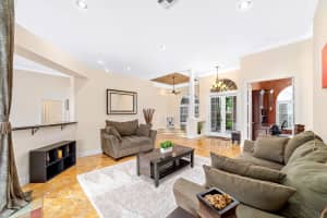 6611 NW 72nd Pl, Parkland, FL 33067, Sold 03/07/22