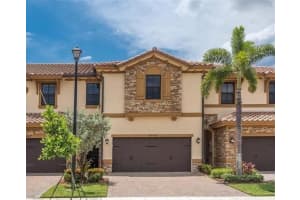 8449 Lake Majesty Ln, Parkland, FL 33076, Sold 05/27/22