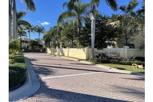 MLS# R10773628, North Palm Beach, Florida 33403