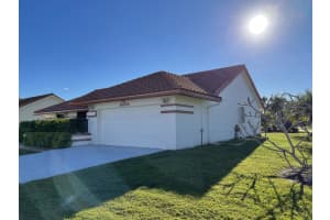 5894 Sun Pointe Cir, Boynton Beach, FL 33437, Sold 04/26/23
