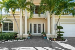 4300 NE Joes Point Rd, Stuart, FL 34996, Sold 04/05/22