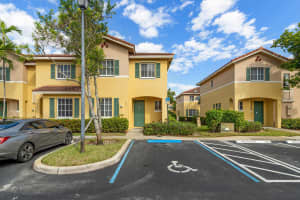 6051 SW 19th Ct, North Lauderdale, FL 33068, Sold 03/15/22