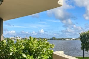 MLS# R10773900, West Palm Beach, Florida 33401